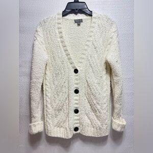 CUPCAKES Clothing Women’s Size Xs Bottom Cardigan Sweater Light Cream